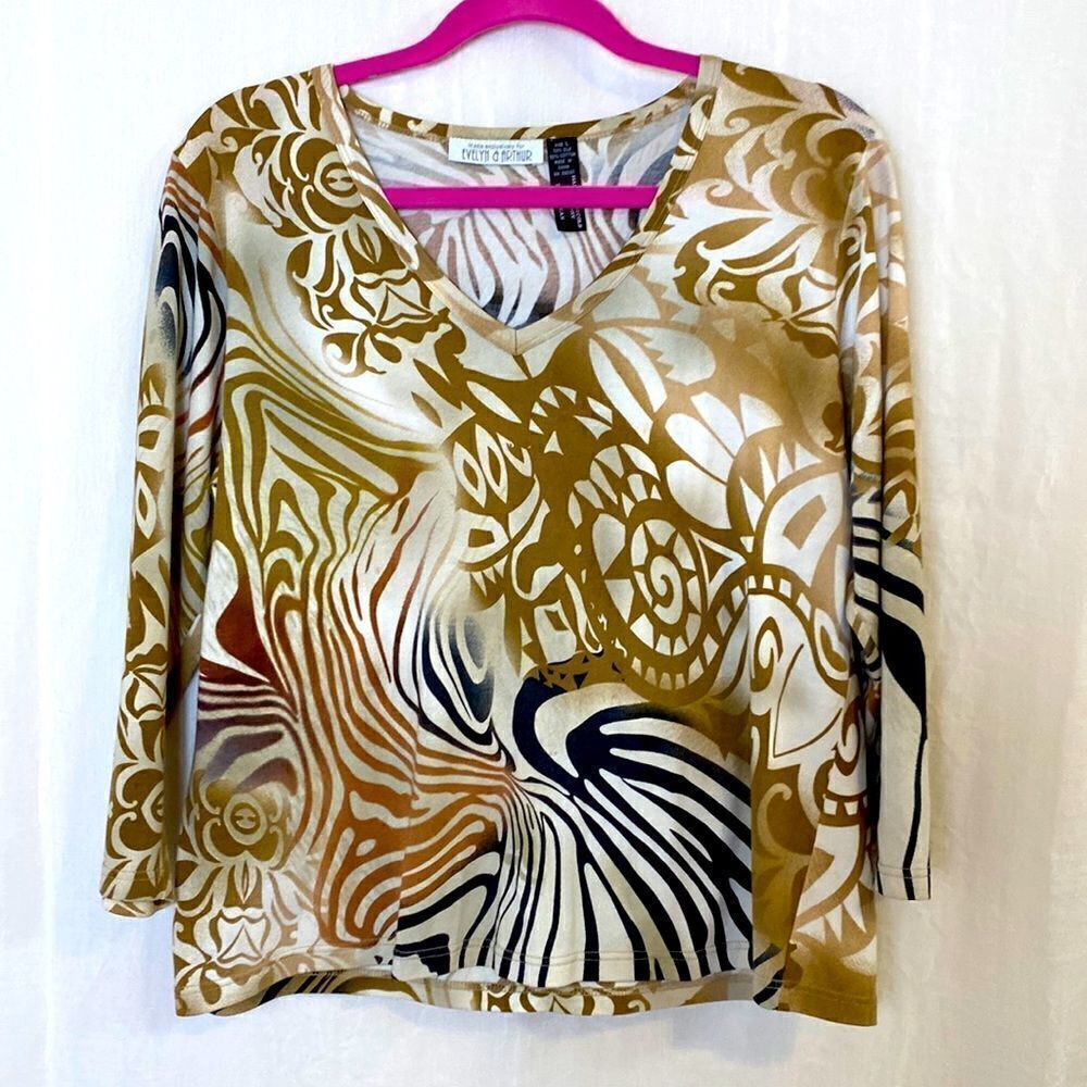 Evelyn & Arthur Top Silk and Cotton V- neckline 3/4 Sleeves Size Large NWOT